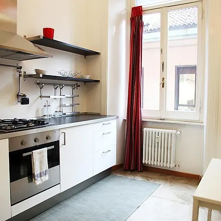Apartament Easyhomes - Cairoli Dante
