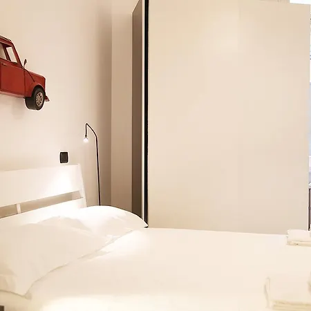 Apartament Easyhomes - Cairoli Dante *